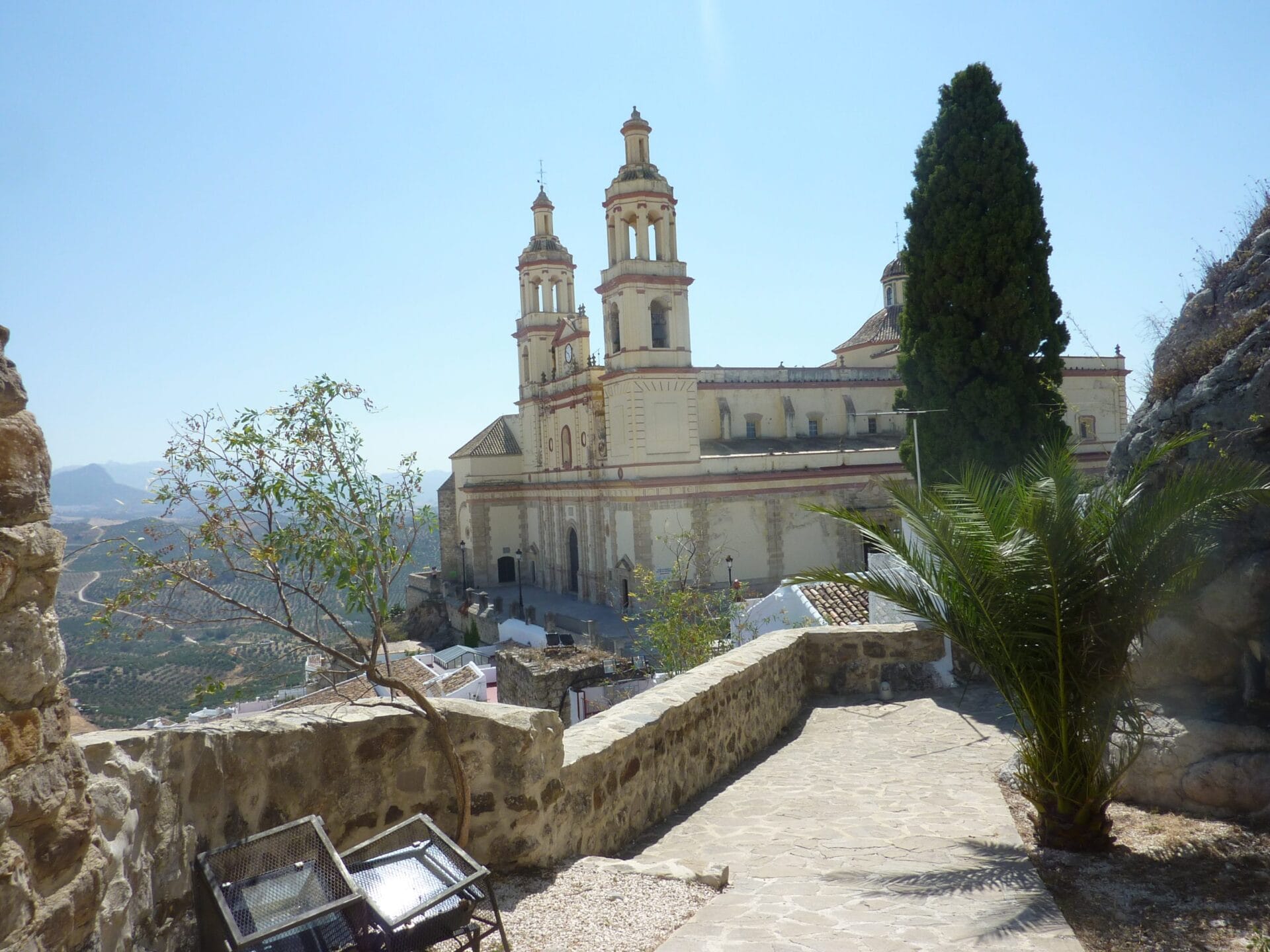 Iglesia de Olvera